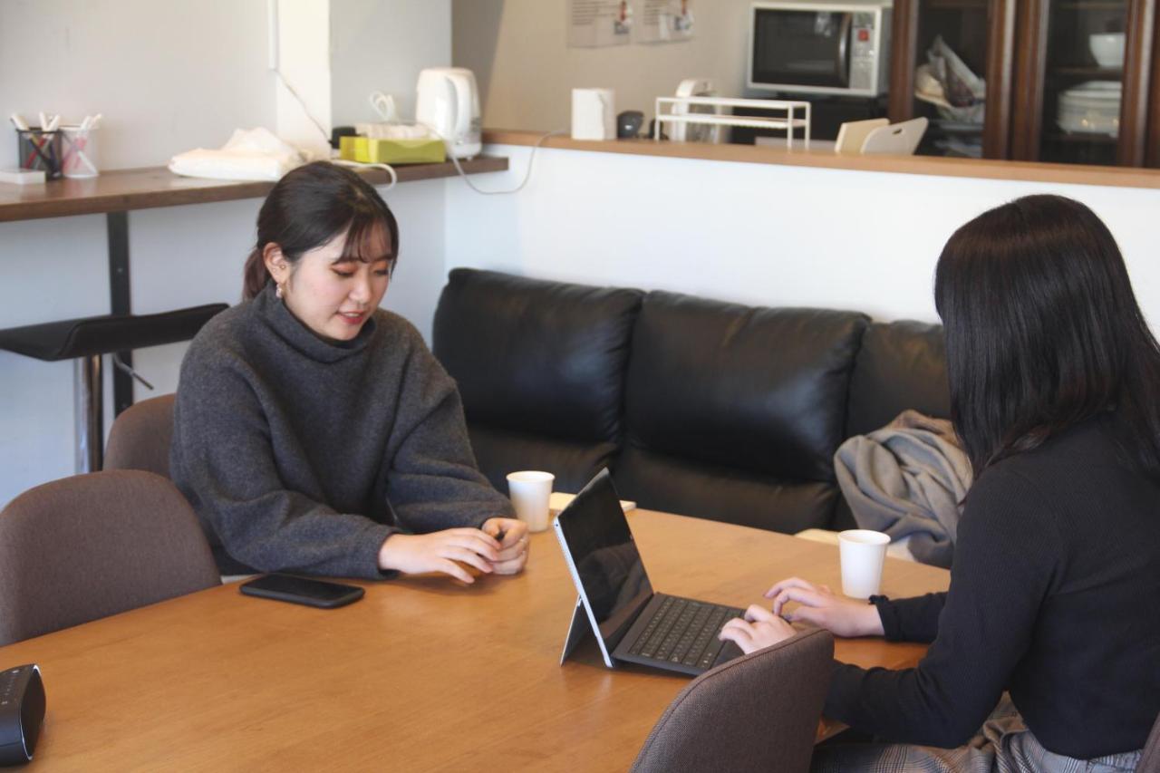 The Next Door Dormitory & Private Hostel Kyoto Bagian luar foto
