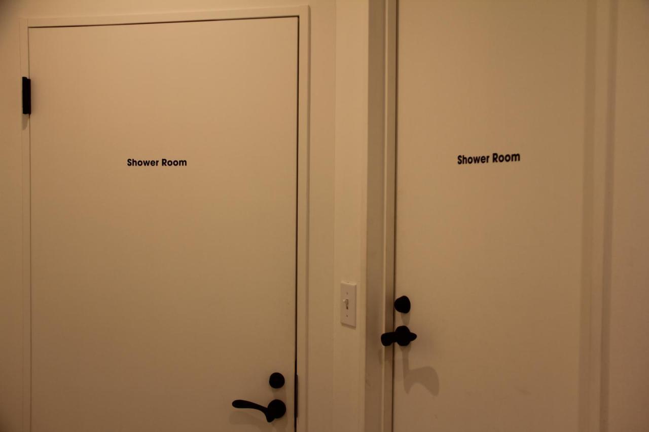 The Next Door Dormitory & Private Hostel Kyoto Bagian luar foto